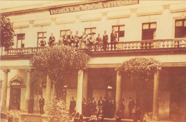 Primera escuela de veterinaria en México