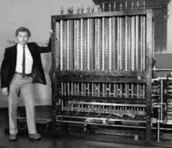 EL PRIMER COMPUTADOR