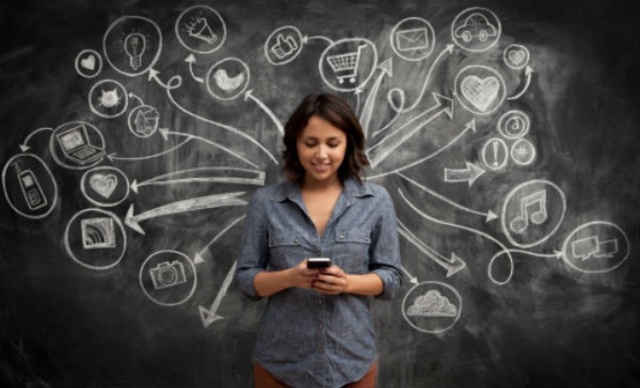 COMO FUE EVOLUCIONANDO AL PASAR EL TIEMPO