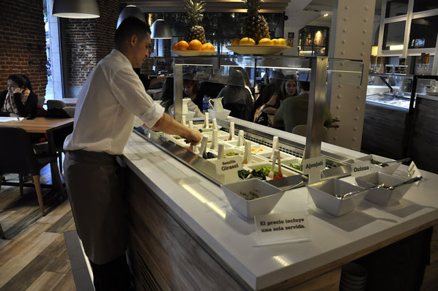 CREPES & WAFFLES EN EL NUEVO SIGLO 21