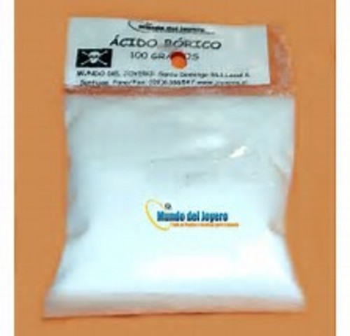 Homberg descubre al ácido bórico.