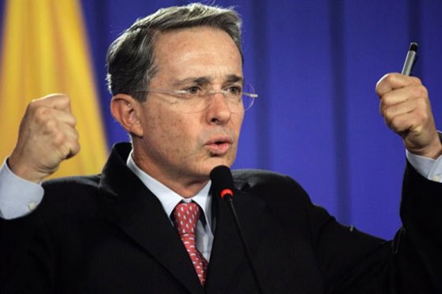 GOBIERNO DE ALVARO URIBE VELEZ