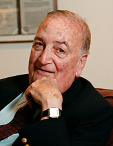 Premio Nobel en Medicina a Baruj Benacerraf(1920-)