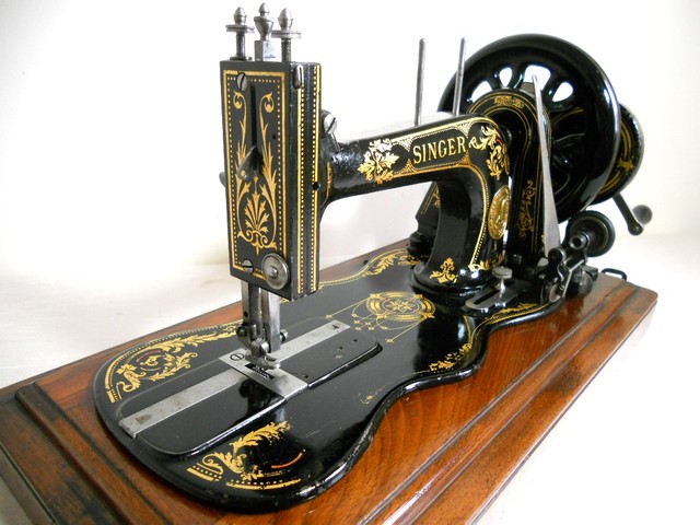 Maquina de coser electrica