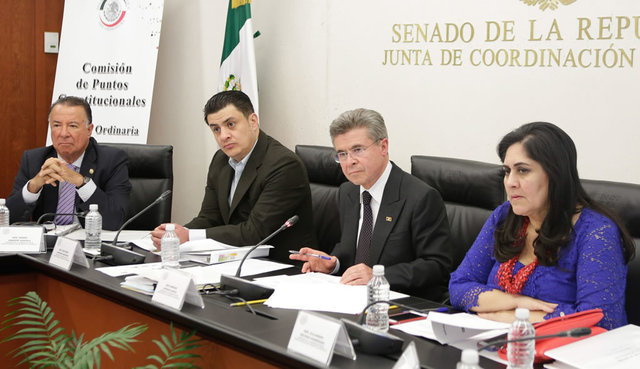 Reunión de comisión de puntos constitucionales.