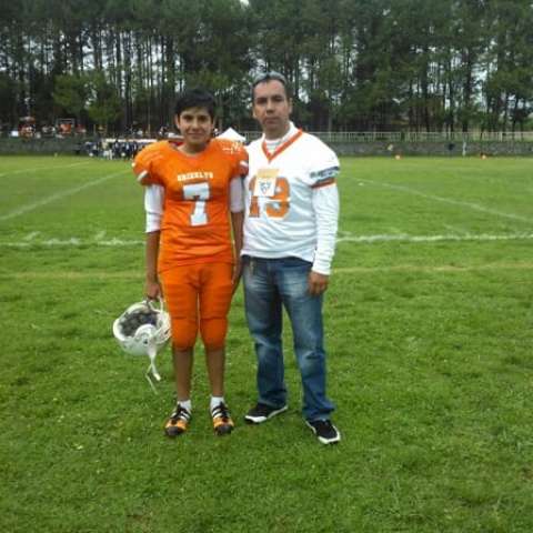 Entro al equipo de fútbol americano