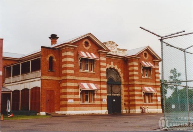 schooling till year 10 was introduced compulsary