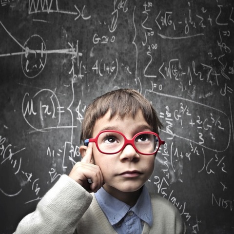 La educación crea en el hombre un ser nuevo