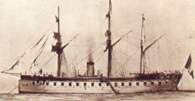 Primer buque acorazado