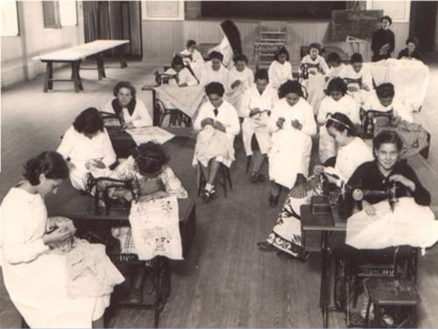 LA REFORMA _ Todos contra la iglesia.