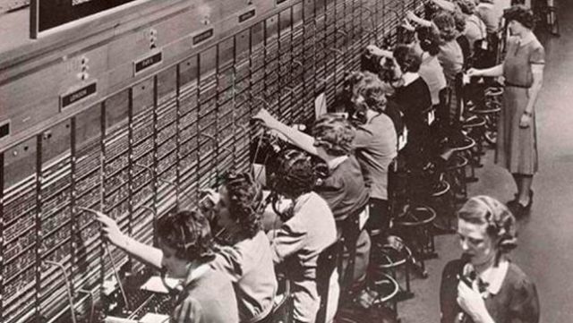 PRIMER CENTRAL TELEFÓNICA DE LARGA DISTANCIA