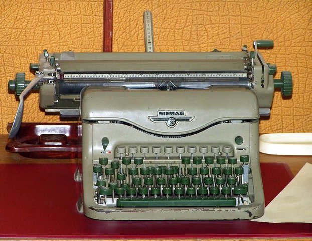 1953- Typewriter