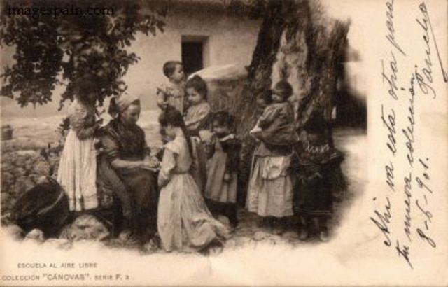 ESCUELAS AL AIRE LIBRE