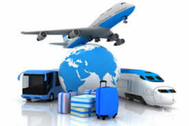 Se crean los primeros servicios turísticos