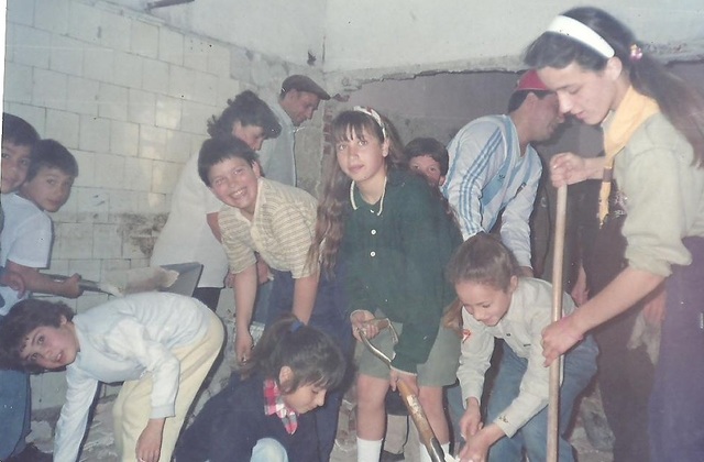 Trabajos de preparación del nuevo edificio escolar