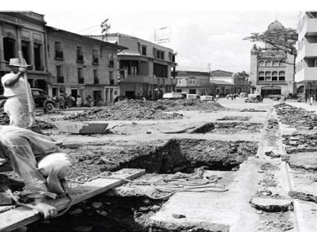 Primer alcantarillado en Colombia