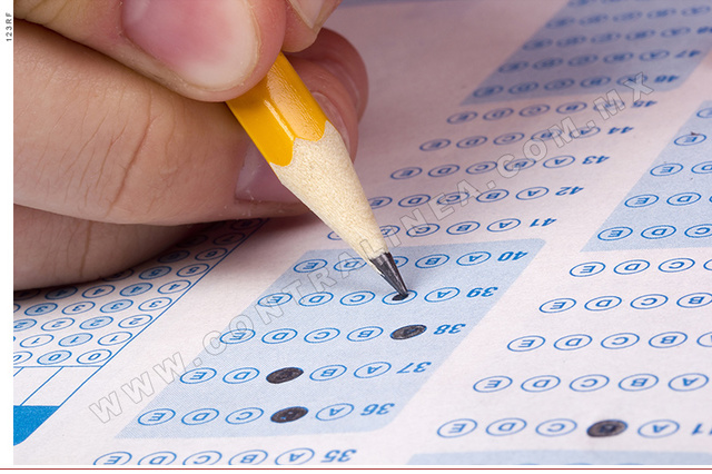 ¿Qué pruebas desarrolló el INEE?