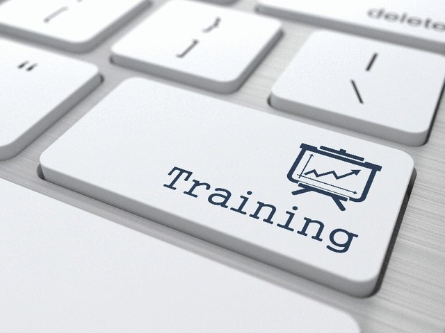 Primeros pasos del eLearning en la forma de computer-based training (CBT)
