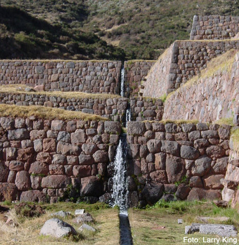 Huiracocha Inca (Construcción de canal de irrigación)