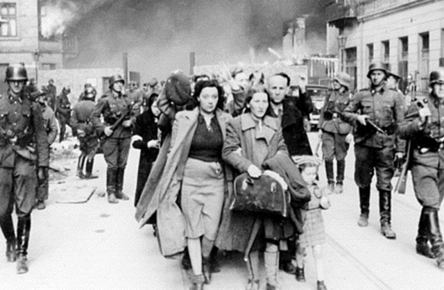 BIENESTAR  "FAMILIA EN EL HOLOCAUSTO"