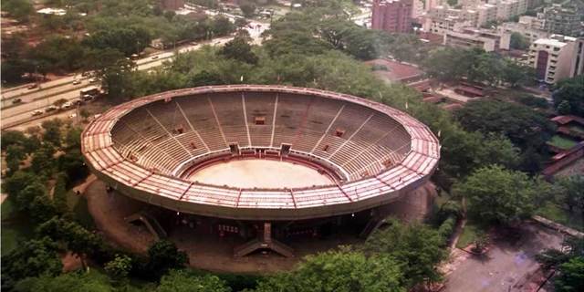 PLAZA DE TOROS CAÑAVERALEJO - CALI COLOMBIA
