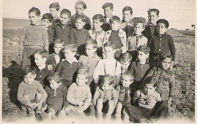 Su Niñez y Adolescencia