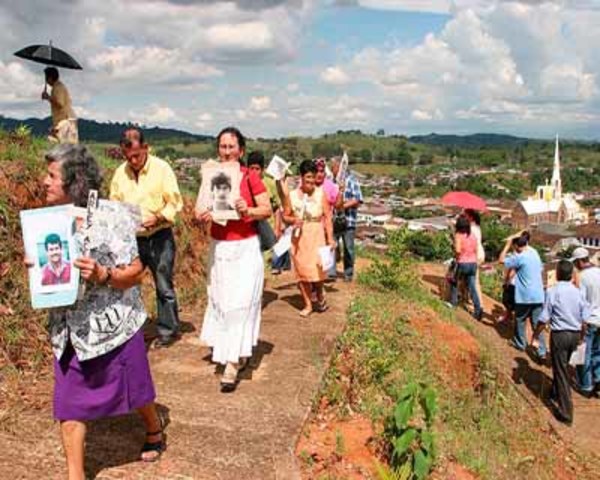 MASACRE DE TRUJILLO (Paramilitares del Norte del Valle )