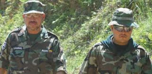 Persecucion a cabecillas