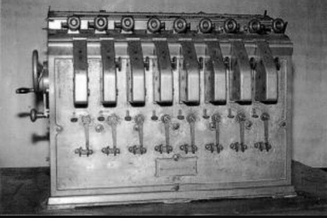 primera maquina analogica