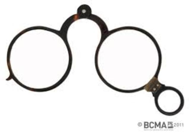 Roger Bacon invents spectacles