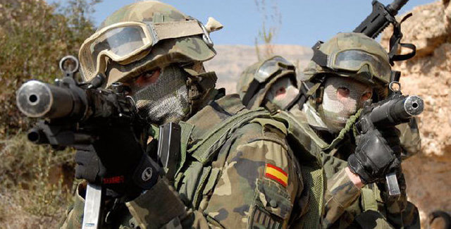 Estudio diferencial del nivel de estrés percibido, liderazgo, cohesión y autoconfianza en Unidades de Élite de la Armada Española, en la Operación Active Endeavour de la OTAN