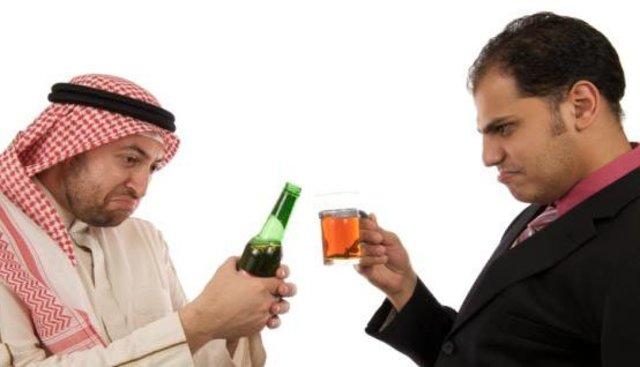 Detecting Conflictive Cultural Factors in Complex Scenarios of Intervention: Military and Local Actors in Interaction