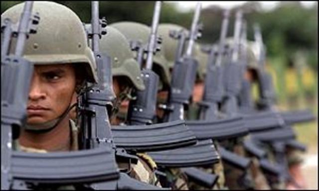 Pastrana launches controversial and unpopular Plan Colombia