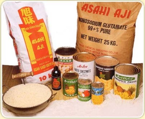 La economía sufre un descenso considerable y las empresas ven disminuidas sus utilidades. Esto lleva a los empresarios a centrar sus esfuerzos y los del mercadeo en las ventas y en la publicidad.