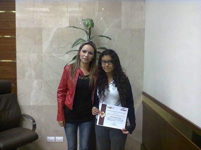 Tercer lugar en Premio de escritura.