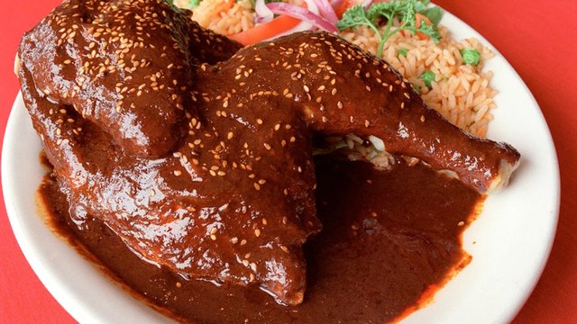 Pollo con Mole