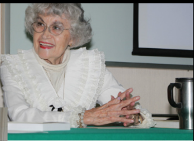 Ma. Antonieta Espinoza de los Monteros