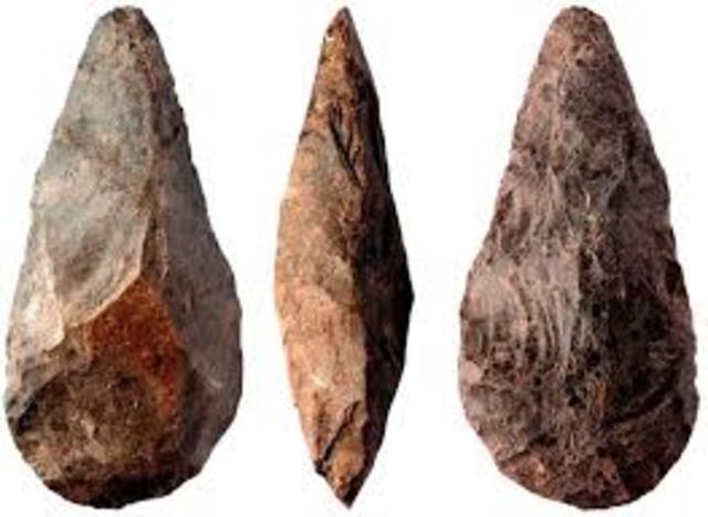 Prehistoric tools or cutting edges