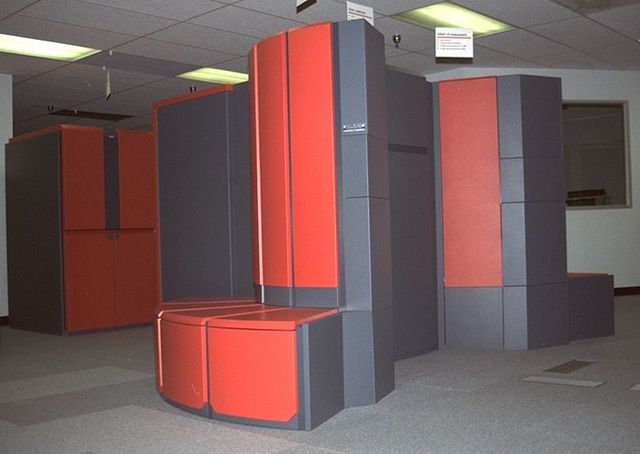 Cray Y-MP (5ta Generacion)