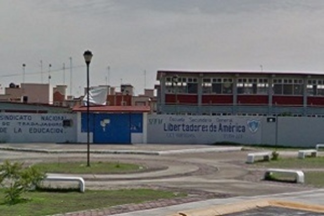 Inauguración de la Primera Escuela Primaria "Libertadores de America"