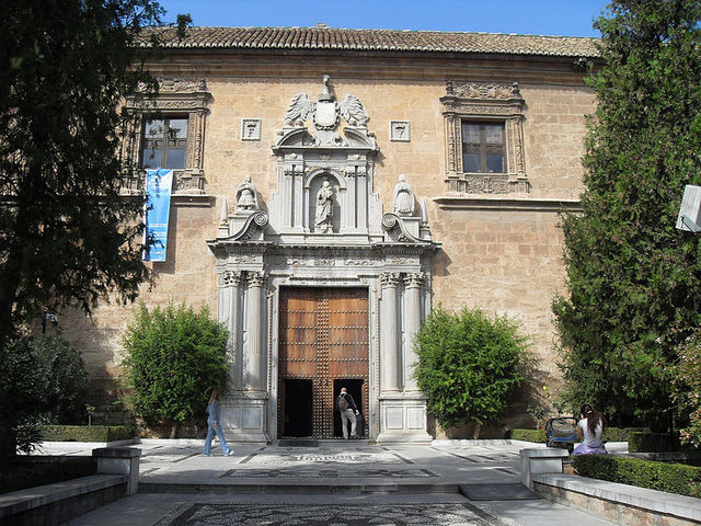 creación de la universidad de Granada