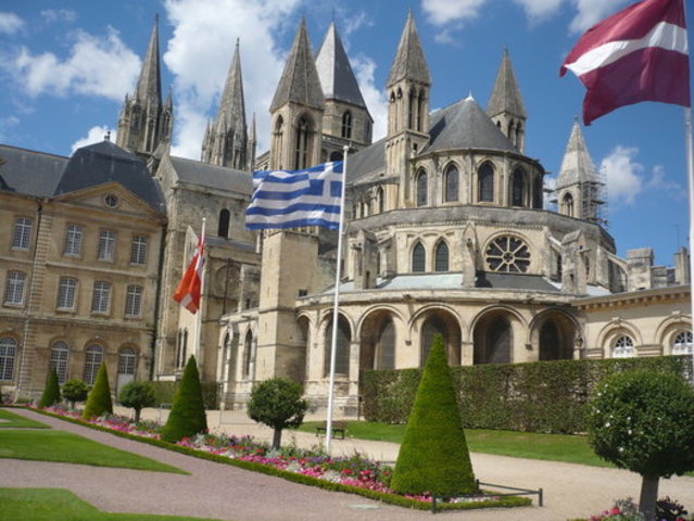 Biblioteca moderna en Francia, Caen