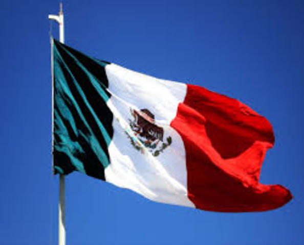 Es celebrado por vez primera el Día de la Bandera.