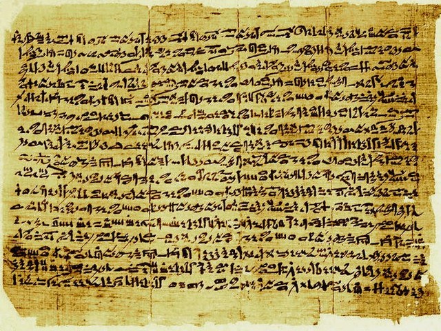 Escritos religiosos en letra Herática.