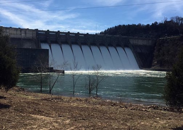 Wolf Creek Dam spilling water
