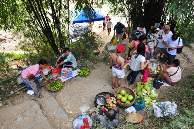Se crea una Ley de Turismo de la Argentina.