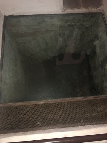 SE DERRUMBAN LOS TUNELES, SE DESCUBRE EL ANTIGUO CONTRABANDO DENTRO DE LOS MISMOS.