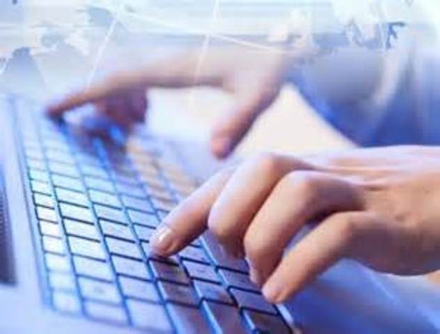 LA CRACION DEL ".COM"