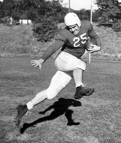 Card Pitt Football Team