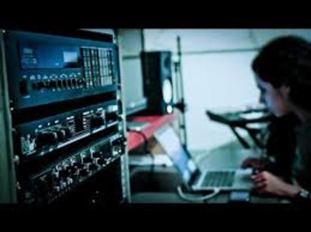 Iniciaciones en Cibernetica y Mecatrónica